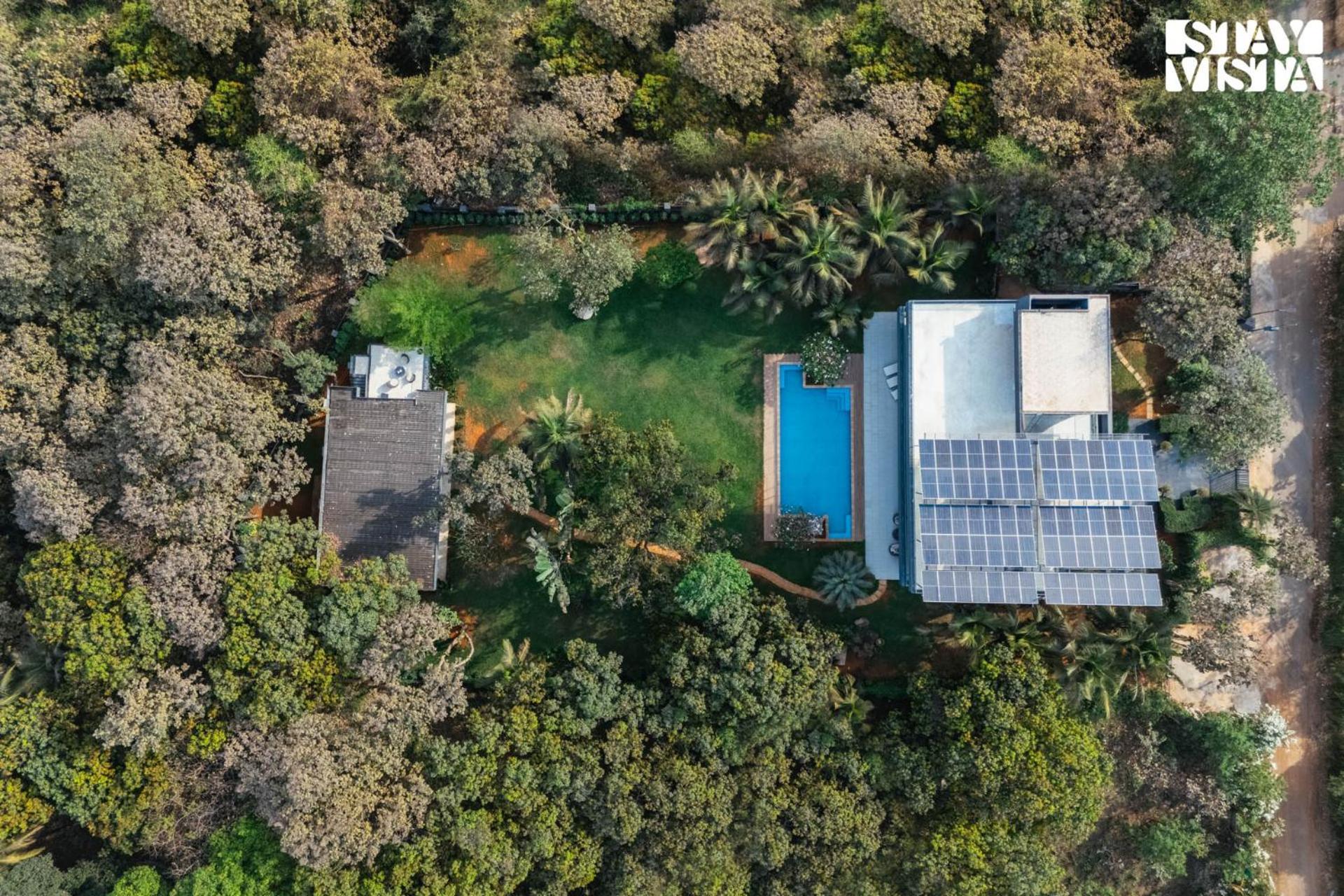 Reflection House By Stayvista With Pool, Terrace Bar, Indoor Games & Exquisite Interiors In A Nutshell Alībāg Εξωτερικό φωτογραφία